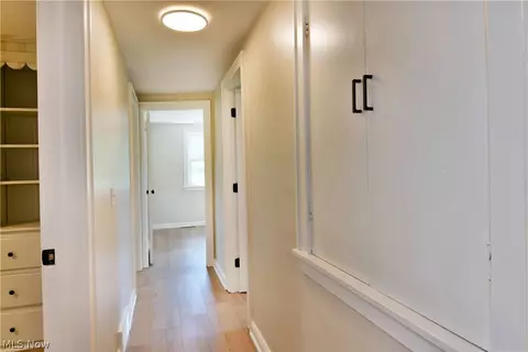 Entry Way - 1070 Calla Rd E, Poland, OH 44514 photo 1 of 3