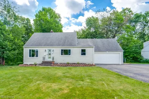 7447 Midland Rd, Independence, OH 44131