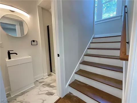 Entry Way - 741 Chitty Ave, Akron, OH 44303 photo 1 of 3