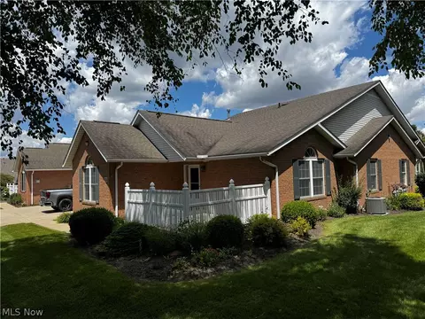 2457 Barrington Way #326, Wooster, OH 44691