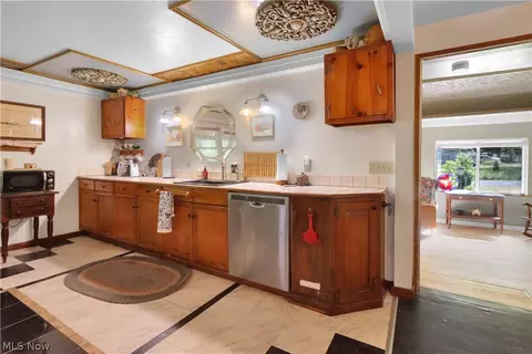 Kitchen - 5123 4th Ave, Andover, OH 44003 photo 1 of 2