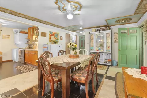 Dining - 5123 4th Ave, Andover, OH 44003 photo 1 of 3