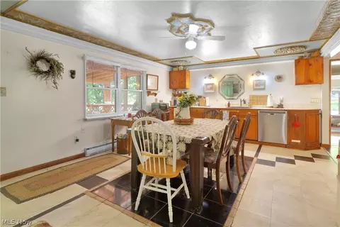 Dining - 5123 4th Ave, Andover, OH 44003 photo 2 of 3
