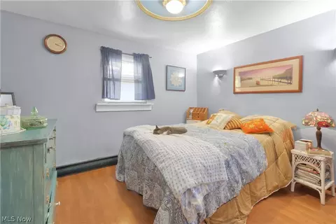 Bedroom - 5123 4th Ave, Andover, OH 44003 photo 1 of 4