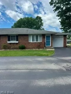 1926 Maple St #C, Salem, OH 44460