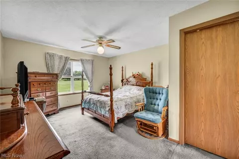 Bedroom - 461 Us Highway 224, Sullivan, OH 44880 photo 2 of 4