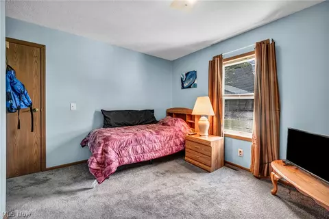Bedroom - 461 Us Highway 224, Sullivan, OH 44880 photo 3 of 4