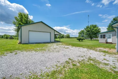 Exterior - 461 Us Highway 224, Sullivan, OH 44880 photo 8 of 9