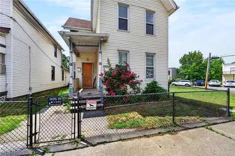 2026 W 44th St, Cleveland, OH 44113