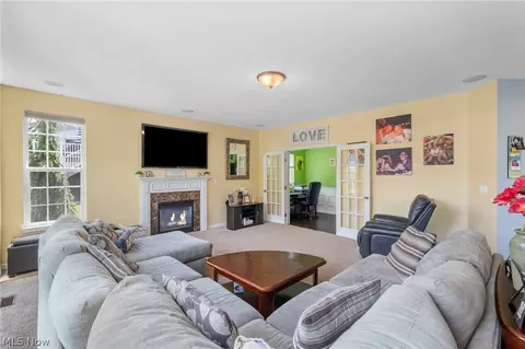 Living - 1165 Jonah Dr, Copley, OH 44321 photo 1 of 3