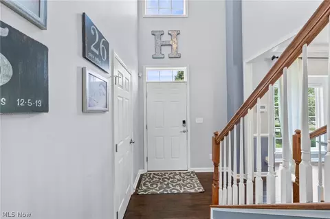 Entry Way - 1165 Jonah Dr, Copley, OH 44321 photo 1 of 6