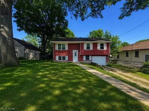 3734 Elbertus Ave, Youngstown, OH 44507