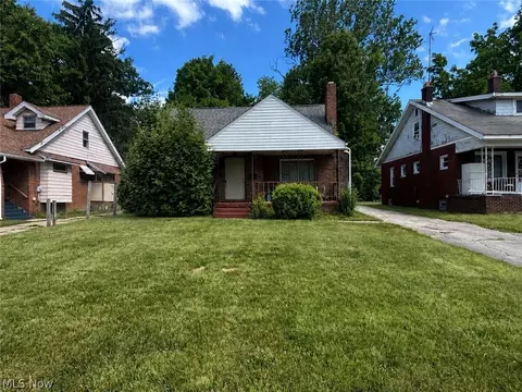 42 Avondale, Youngstown, OH 44507
