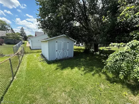2916 Joseph Pl NW, Canton, OH 44708 photo 4