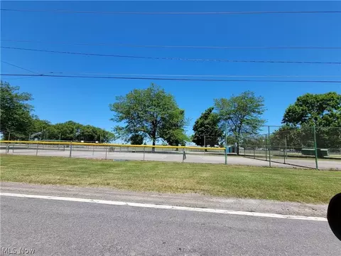 3424 Parmly Rd, Perry, OH 44081