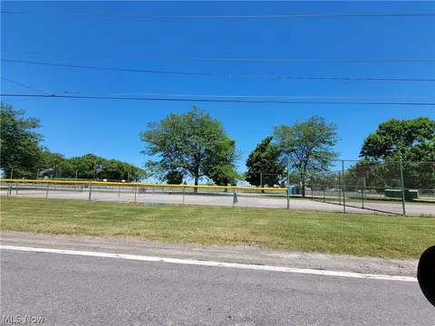 3424 Parmly Rd, Perry, OH 44081