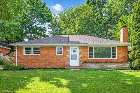 1410 48th St NW, Canton, OH 44709