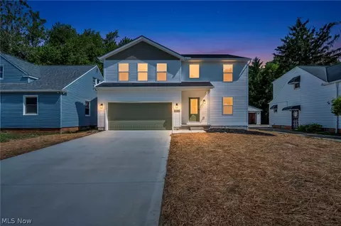 16801 Raymond, Maple Heights, OH 44137