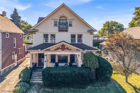 1949 W 54th St, Cleveland, OH 44102