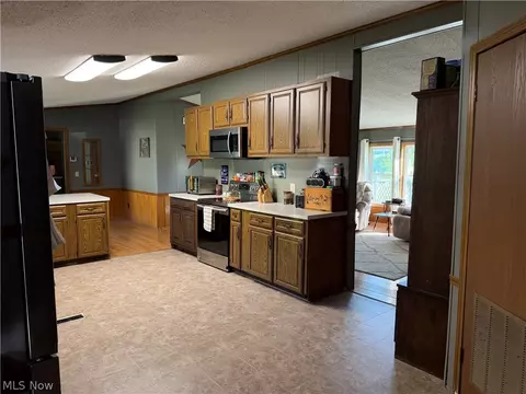 Kitchen - 271 Township Road 1101, Nova, OH 44859 photo 2 of 4