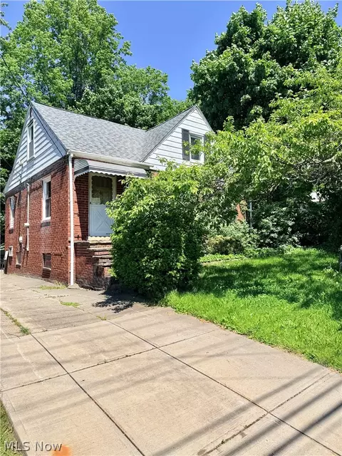 817 S Green Rd, South Euclid, OH 44121