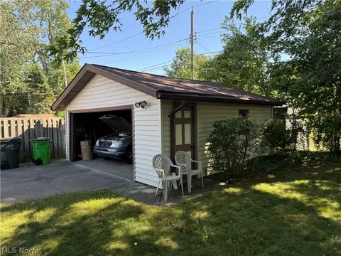 2174 Rockefeller Rd, Wickliffe, OH 44092 photo 36