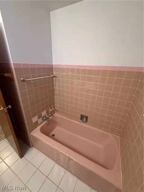 2174 Rockefeller Rd, Wickliffe, OH 44092 photo 14