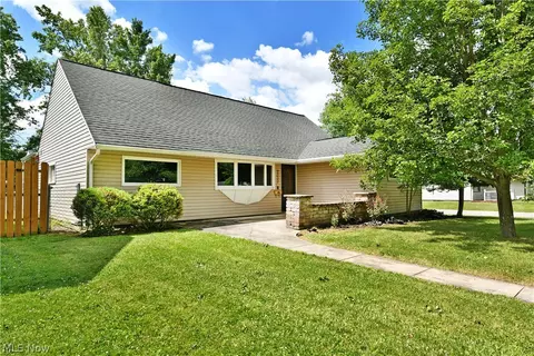 2333 Stephens Ave, Warren, OH 44485