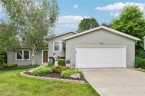 9632 Omega Ct, Mentor, OH 44060