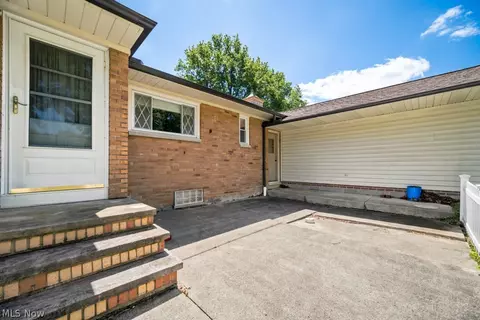 7988 Wright Rd, Broadview Heights, OH 44147 photo 8