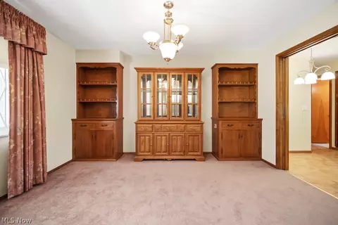 7988 Wright Rd, Broadview Heights, OH 44147 photo 11