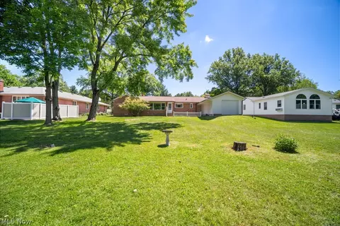 7988 Wright Rd, Broadview Heights, OH 44147 photo 5