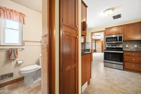 7988 Wright Rd, Broadview Heights, OH 44147 photo 17
