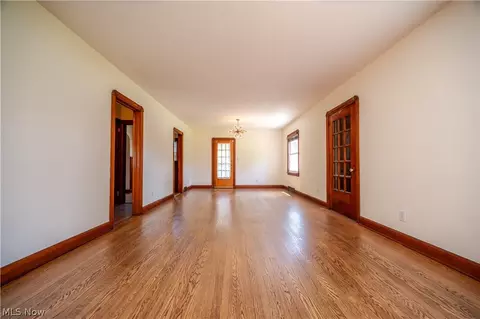 Living - 222 Brookfield Ave, Boardman, OH 44512 photo 1 of 4