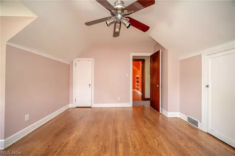 Bedroom - 222 Brookfield Ave, Boardman, OH 44512 photo 5 of 9