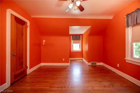 Bedroom - 222 Brookfield Ave, Boardman, OH 44512 photo 7 of 9