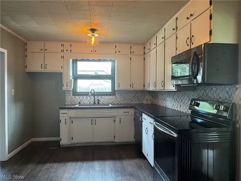 Kitchen - 976 N Main St, Killbuck, OH 44637 photo 1 of 4