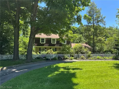4599 Tippecanoe Rd, Youngstown, OH 44511