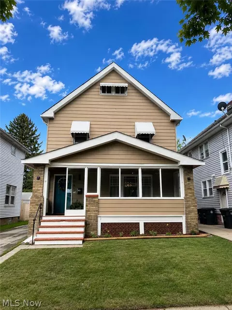 3545 W 129th St, Cleveland, OH 44111