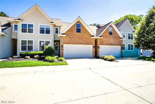 3455 Briar Ridge Ct #2, Westlake, OH 44145
