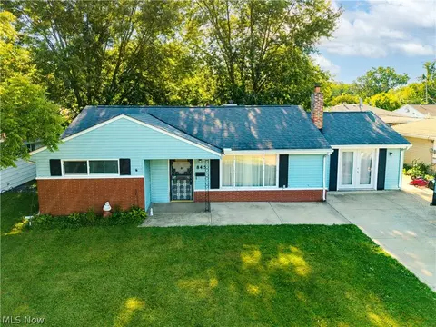 845 Mansfield St, Sheffield Lake, OH 44054