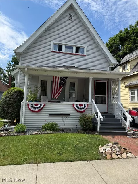 155 Grant St, Conneaut, OH 44030