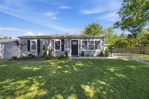 740 N Huntington St, Medina, OH 44256