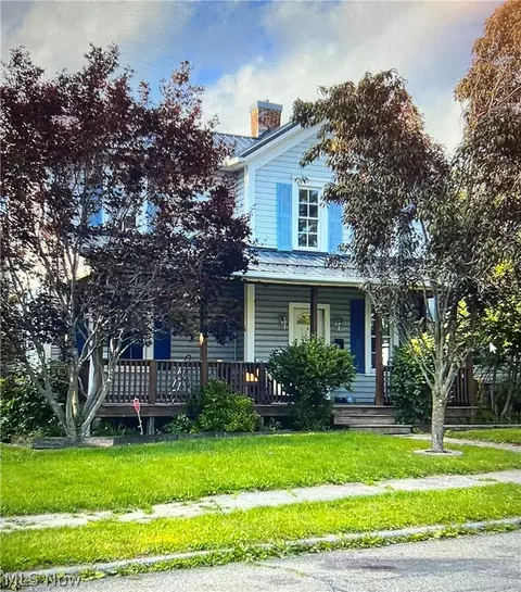 362 E Martin St, East Palestine, OH 44413