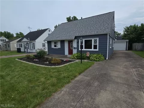 3054 Sterling Rd, Lorain, OH 44052