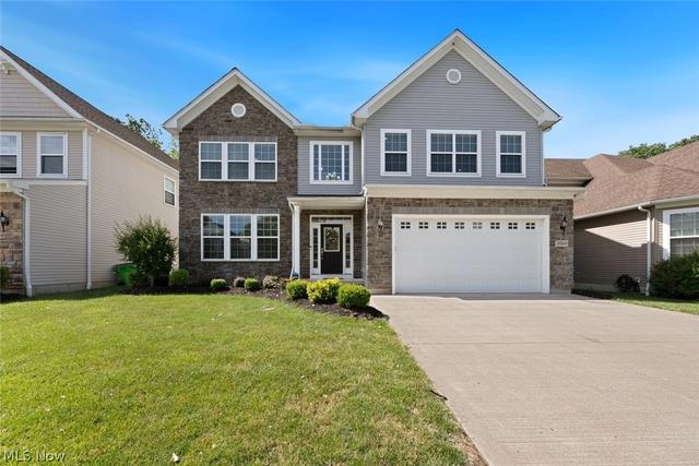 32819 Rebecca Ln, Avon Lake, OH 44012