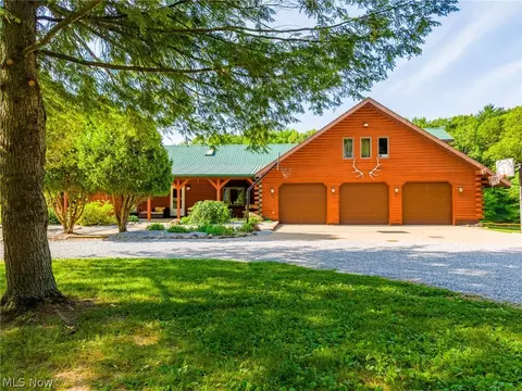 927 Township Road 2408, Perrysville, OH 44864