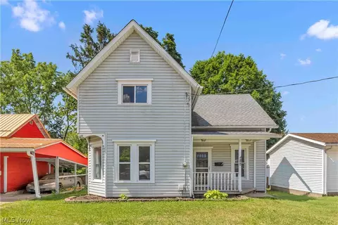 104 High St, Lodi, OH 44254