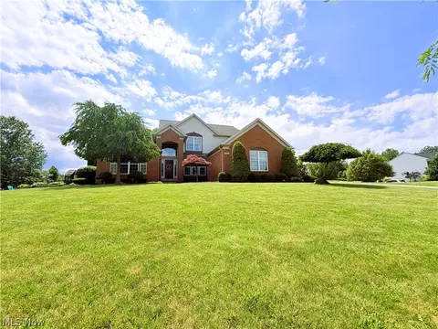 3676 Truxton Pl, Avon, OH 44011