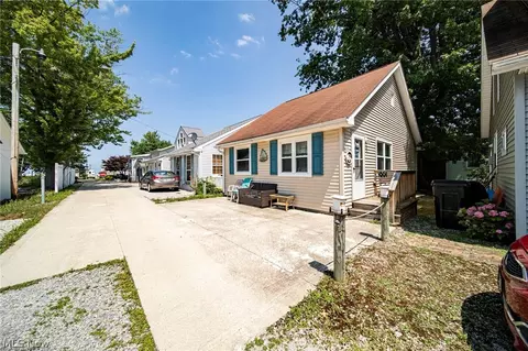 35 Billow Bch, Ashtabula, OH 44004